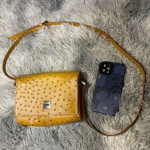Dooney and Bourke Ostrich leather crossbody 🩷